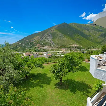 Pargua Apartament *
